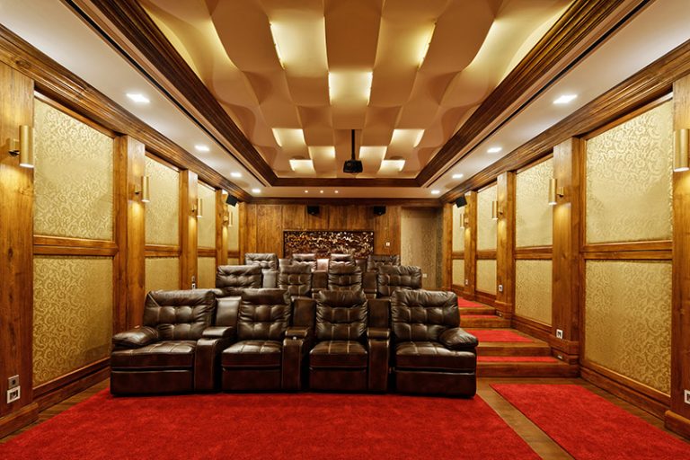 Membangun Ruang Home Theater Terpadu