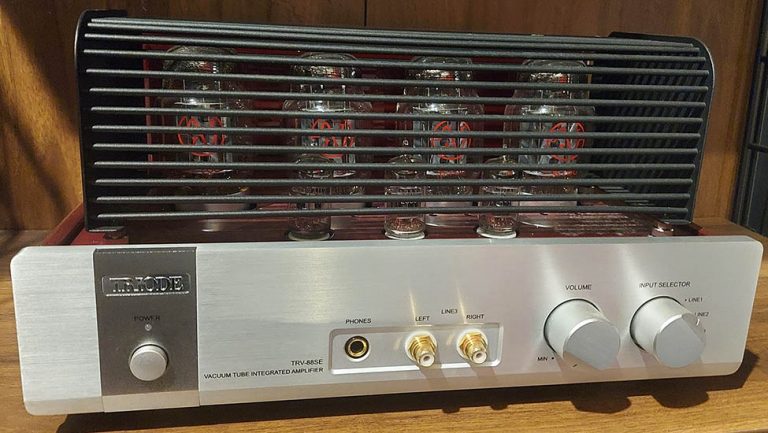 Integrated Amplifier Tabung Triode TRV-88Se